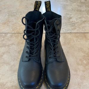 Dr. Martens Original - never worn